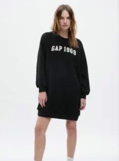GAP ブラック フリース ワンピース