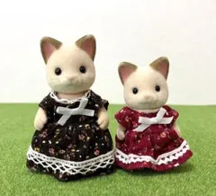 シルバニアファミリー　クリームネコのお母さん　女の子　トイザらス限定　廃盤