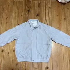 ライトグレー ジップアップジャケット
