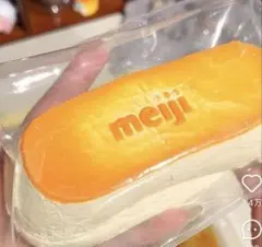 ラスト‼️明治 Meiji 替え袋付き 水感 氷バター スクイーズ スイーツ パン