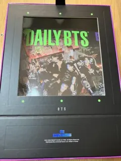 BTS 2022 SEASON'S GREETINGS