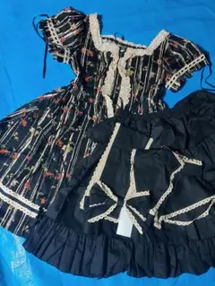 ボディラインロリータワンピース