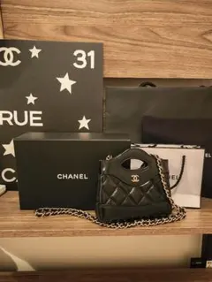 土日限定値下げ CHANEL マトラッセ ミニチェーンバッグ ショルダー 黒のサムネイル