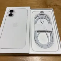 とかげ様専用　Apple iPhone 16 ホワイト 充電ケーブル