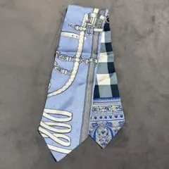 希少！HERMES シルクスカーフのタイの様な粋なデザイン。リバーシブル。