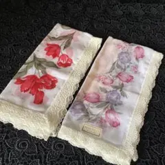 NINA RICCI（ニナリッチ）のレース縁取り付き花柄ハンカチ　2枚セット