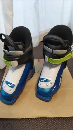 NORDICA　子ども用　スキーブーツ