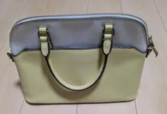 イエローグレーのハンドバッグ