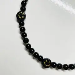ハンドメイド ビーズネックレス ブラックにこちゃん ゴールド