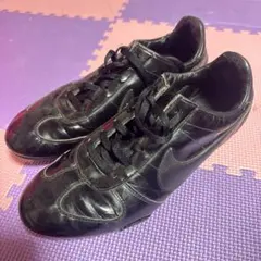 ナイキ　レザー　スニーカー