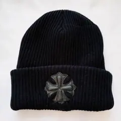 ビーニー 【ブラック】ニット帽　クロス CH柄刺繍 男女兼用