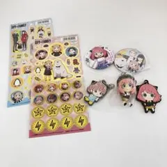 SPY×FAMILY アーニャ キーホルダー バッジ ステッカーセット