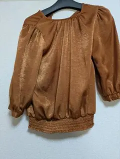 GU オレンジ　七分袖シャツ