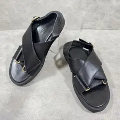 美品】Sacai バックストラップ フラットサンダル 箱付き - メルカリ