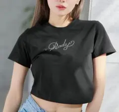 新品 タグ付き Rady キラキラ ストーンロゴ クロップド丈 半袖 Tシャツのサムネイル