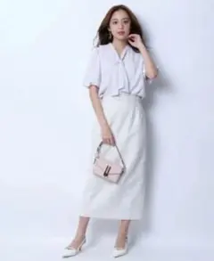 新品タグ付き★JUSGLITTY★レースボンディングタイトスカート