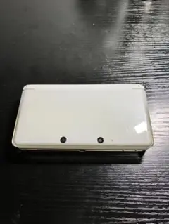 ニンテンドー3DS ホワイト 本体　ジャンク品