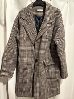 ブラウン系チェック柄コート