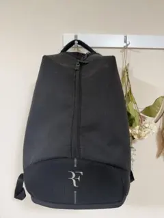 【超美品】Wilson RF テニスバックパック ブラックのサムネイル