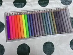 FELISSIMO 500色の色えんぴつ 25色セット　蛍光色入りのサムネイル