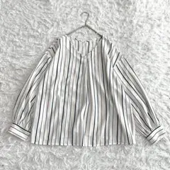 コルザ COLZA ストライプ柄ブラウス シャツ L オフホワイト Vネックのサムネイル