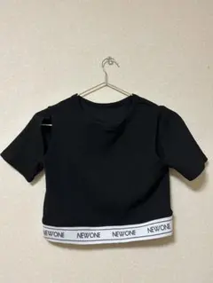 【期間限定‼️】NEWONE ブラック クロップドトップス