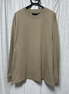 新品 ESSENTIALS ロンT ベージュ L 正規品のサムネイル