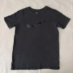 インポート古着　Nike ナイキ　フロント　スウォッシュ　 フェード　Tシャツ