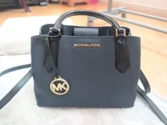 MICHAEL KORS ネイビーショルダーバッグ