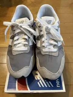 期間限定お値下げ中　New Balance 237 グレー/ホワイト スニーカー