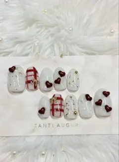 ハートデザイン ネイルチップ　バレンタイン