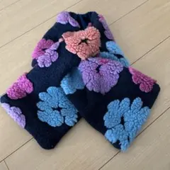 新品未使用 リバーシブル フラワー マフラー