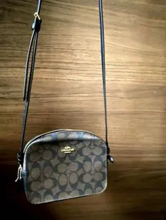 COACH シグネチャー ショルダーバッグのサムネイル