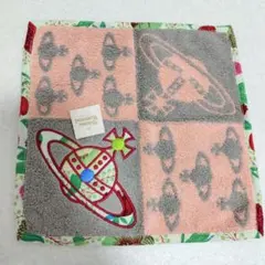 ◆未使用品◆　Vivienne Westwood ハンカチタオル　オーブ　刺繍