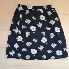 Majestic Legon☆花柄ひざ丈スカート