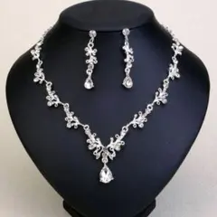 ブライダルアクセサリー ネックレス＆イヤリングセット