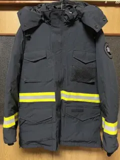 Item thumbnail for item b2ed0e76-5d21-4bf5-8b9d-d4305be02972