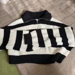 ストライプハーフジップニット