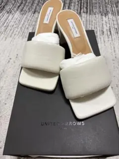 ⭐︎新品未使用⭐︎UNITED ARROWS サンダル ホワイト 36のサムネイル