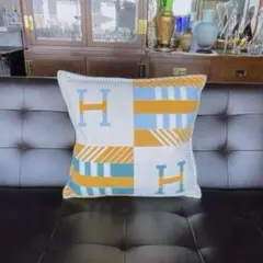 HERMES アヴァロン・ジャンプH クッション カシミア混ウール イエロー系 HERMES アヴァロン・ジャンプH クッション カシミア混ウール ブルー系