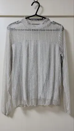 earthmusic&ecology ライトグレーレース長袖カットソー Mサイズ