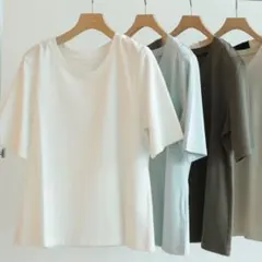 カデュネ UネックTシャツ ホワイト