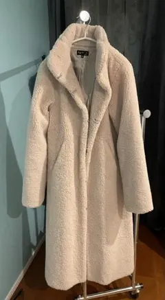 未使用品級 ZARA ザラ ロング丈 ボアコート Mサイズ 白 - メルカリ