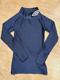 umbro ネイビー　トレーニング長袖ウェア110サイズ