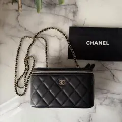 CHANEL マトラッセ キャビアスキン チェーン バニティ ブラック
