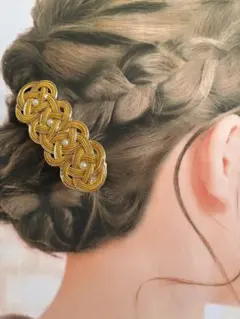 あわじ結びのヘアクリップ　髪飾り　水引アクセサリー　イエロー（金茶）×ゴールド