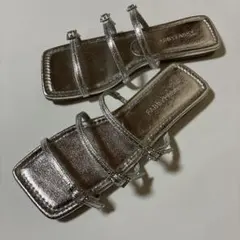ビジューナローストラップサンダル シルバー Lサイズ FABBY FABBY.のサムネイル