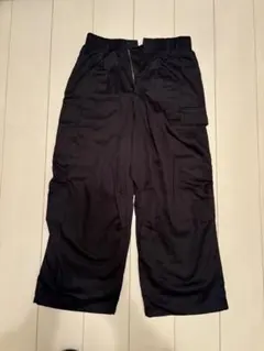 ブラックカーゴパンツ サイドポケット付き