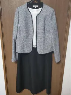 【美品】東京ソワール　セレモニースーツ　アンサンブル15号