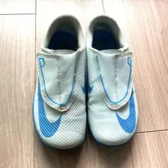 週末値下げ！Nike サッカーシューズ スリッポン ホワイト/ブルー